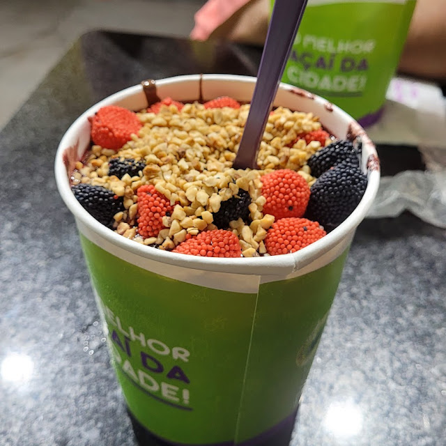 Açaí Com Tudo Que Se Tem Direito Kkkk