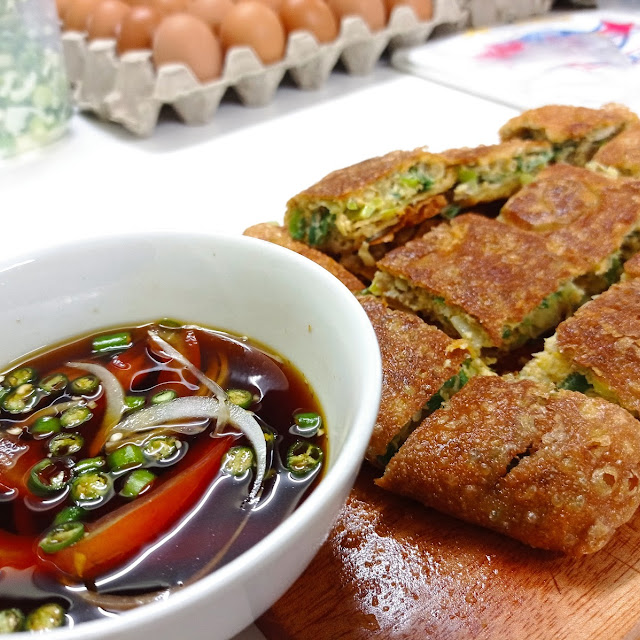 Martabak Telor Spesial Sago Bikin Mood Tambah Happy Silahkan Mampir