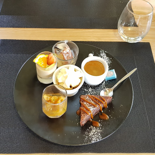 Café Gourmand