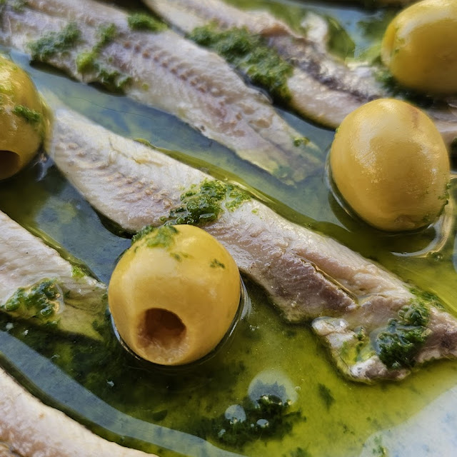 Boquerones En Vinagre