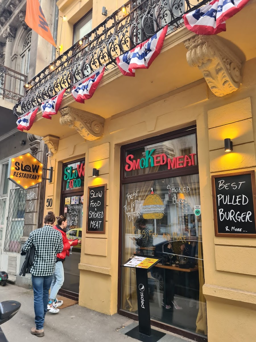 Restaurant Slow