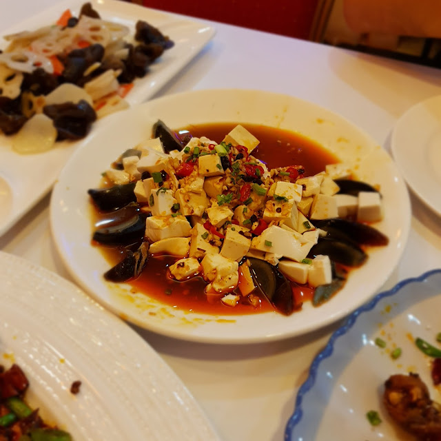 皮蛋伴豆腐