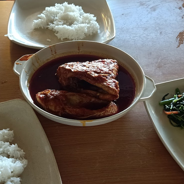 Asam Pedas Kepala Ikan Merah