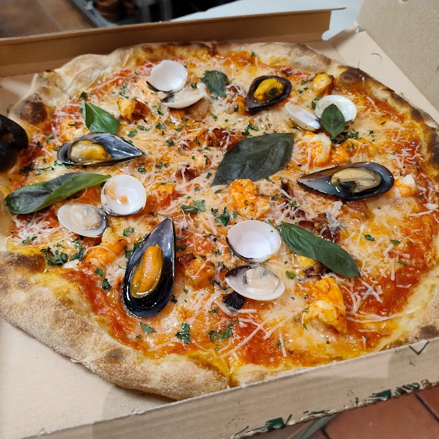 Pizza Marinera