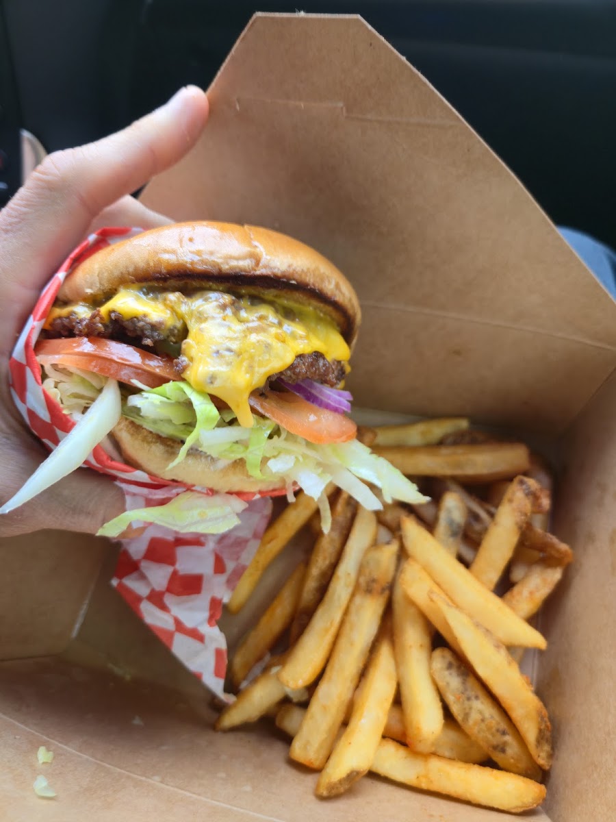 Boom Street Burgers