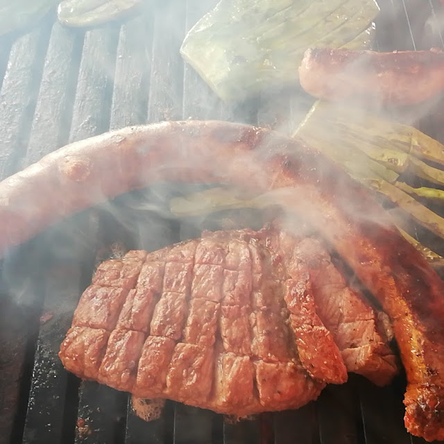 Carne de Calidad Definitivamente Carne Asada Y Tortillas Hechas A Mano