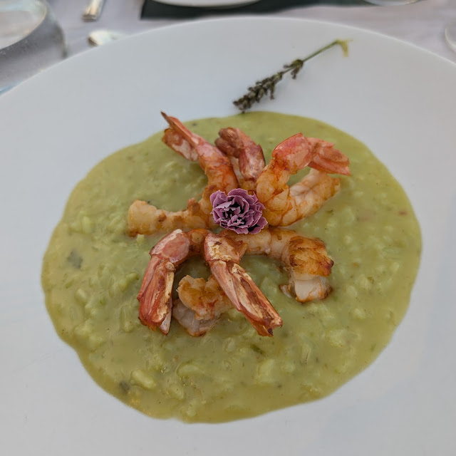 Gamberoni Auf Avocado-risotto