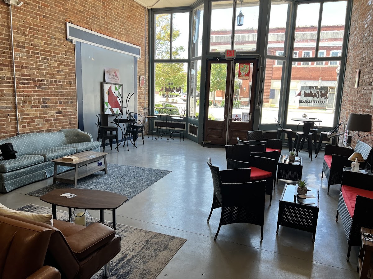 The Red Cardinal Coffee & Shakes