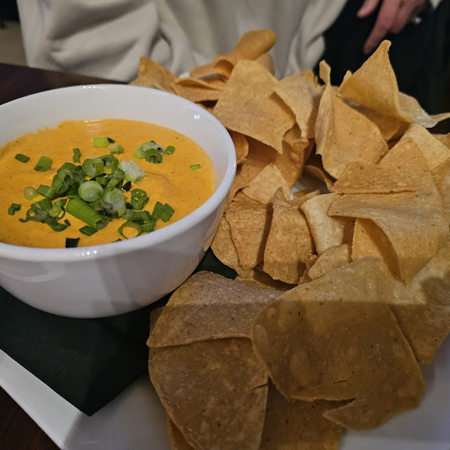 Buffalo Chicken Dip & Chips