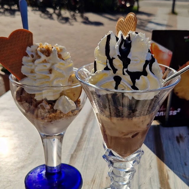 Eis Mit Sahne