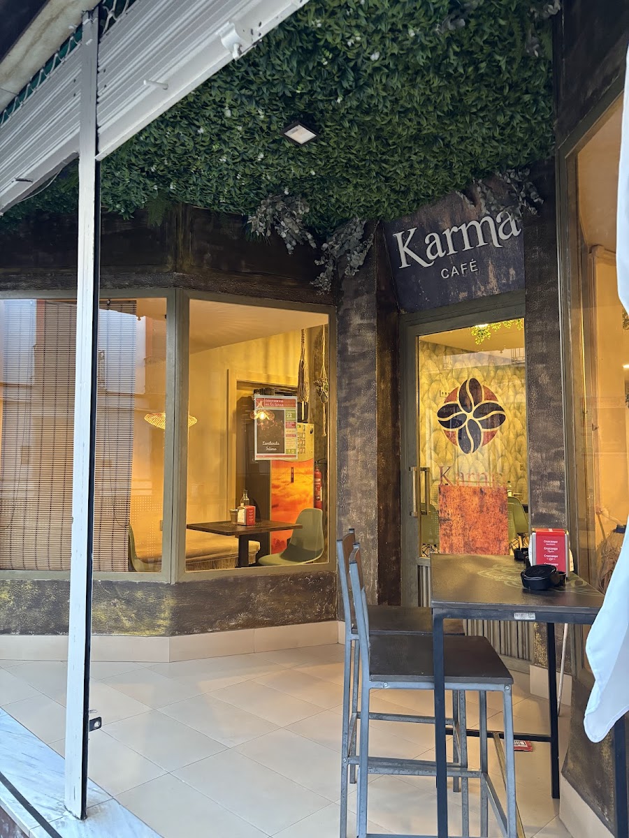 Karma Café