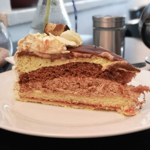 Mozart Torte