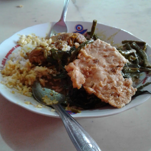 Nasi Ayam Tempe