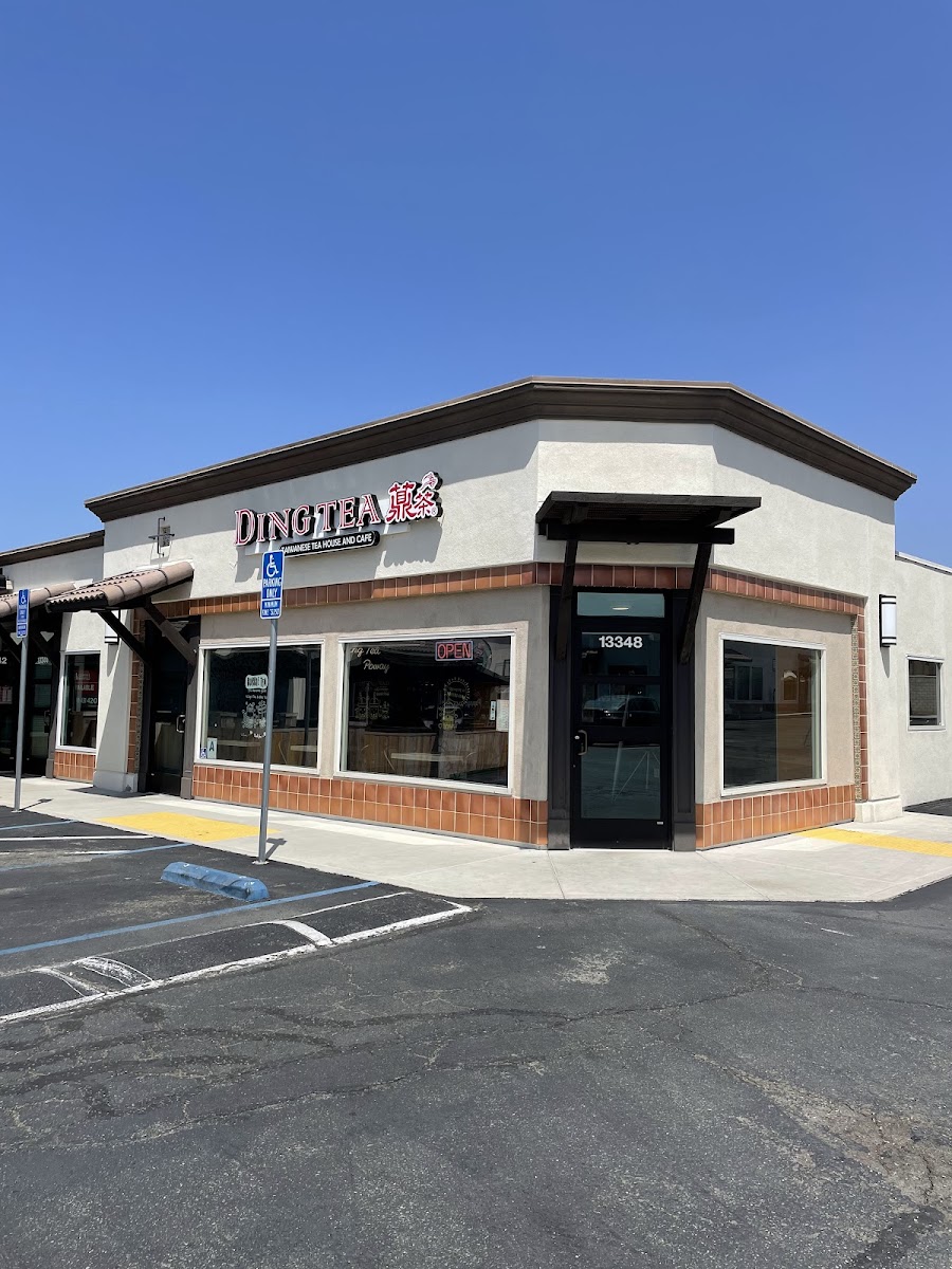 Nova Boba and Coffee shop