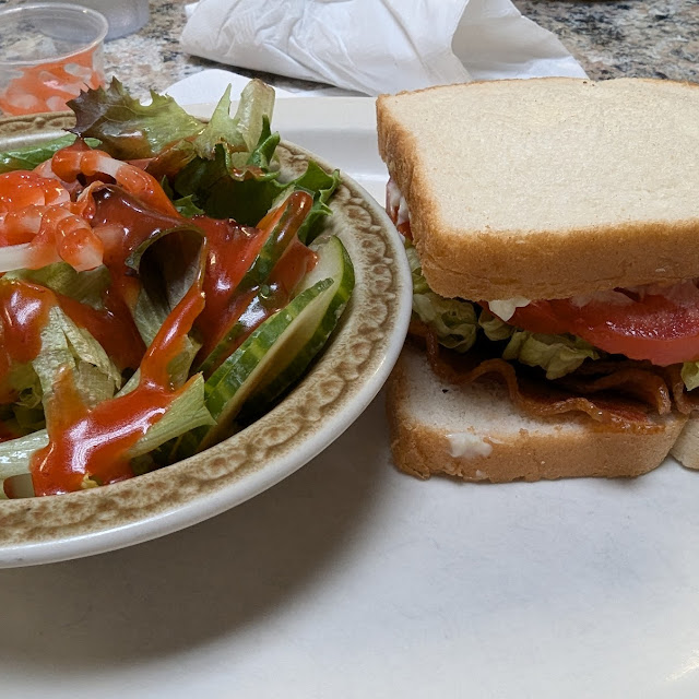 blt with Side Salad