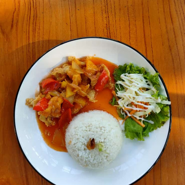 Nasi Ayam Asam Manis