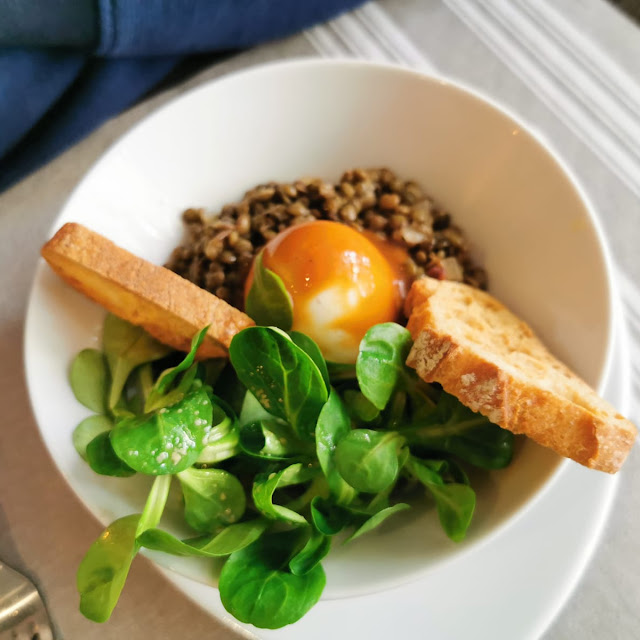 Salade de Lentilles Et Œuf Mollet