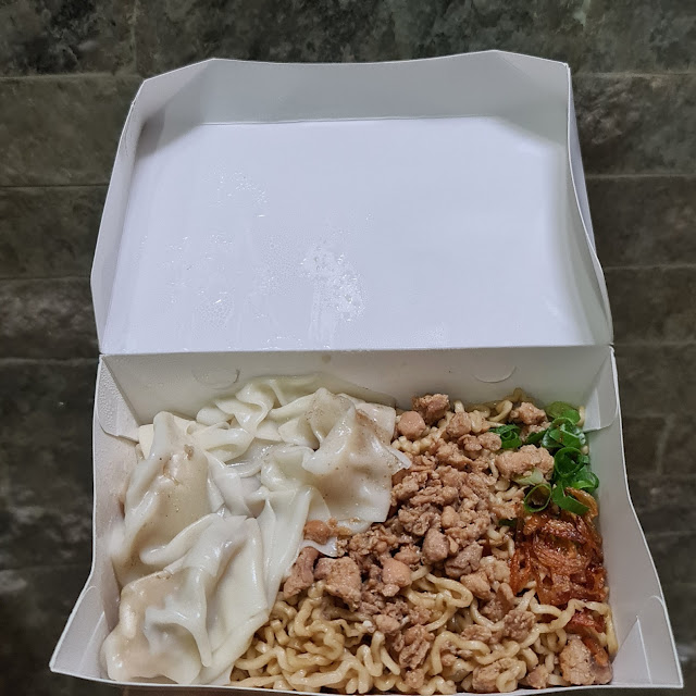 Bakmi Pangsit