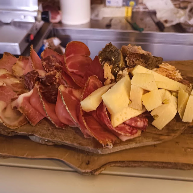 Tagliere Di Porchetta