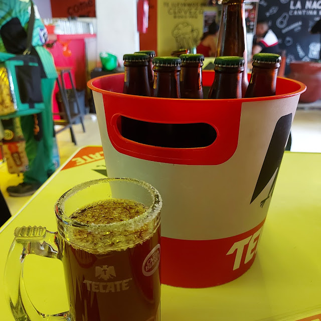 Cubeta Tecate
