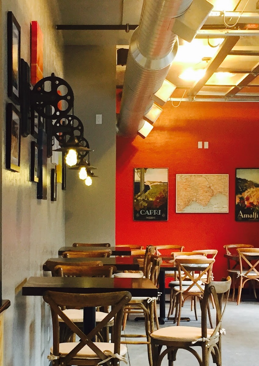 Firefly Pizzeria