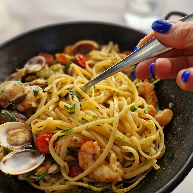 Spaghetti with Clams and King Prawns