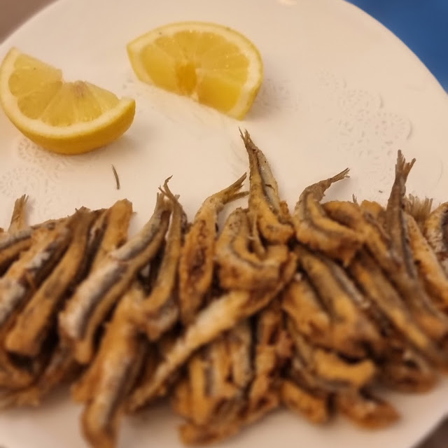 Fried Anchovies