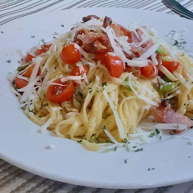 Tagliatelle Pachino Fave E Guanciale