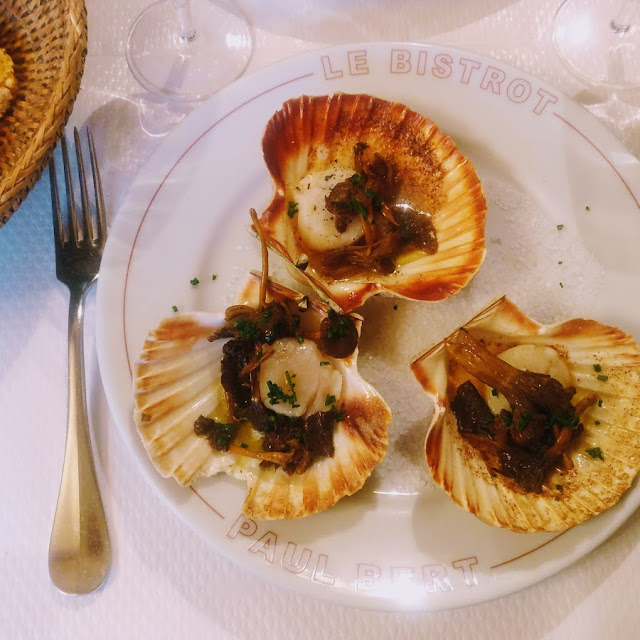 Roasted Scalops with Chanterelles