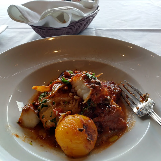 Baked Cod with Tomato Sauce