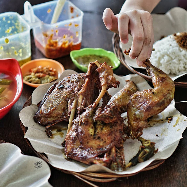 Bebek Goreng Paha