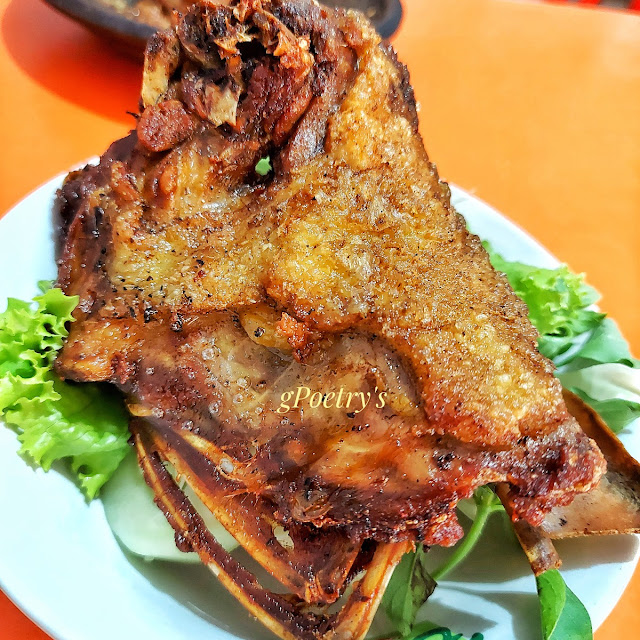 Bebek Goreng Porsi Besar