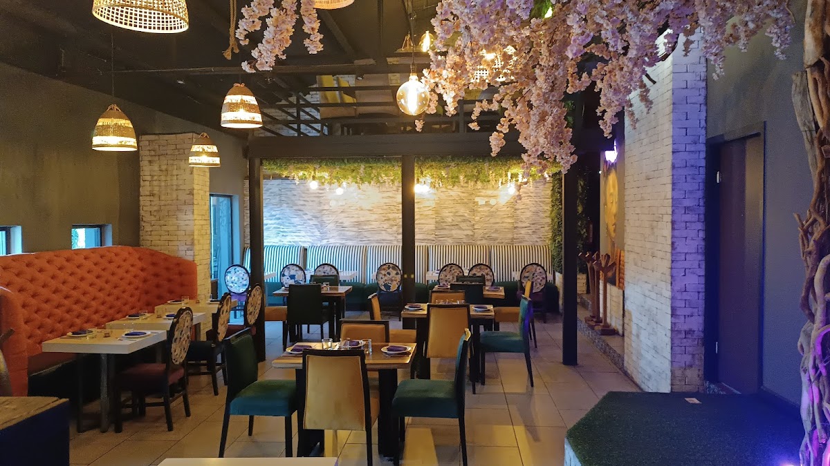 Tierra Mia Bar & Cuisine