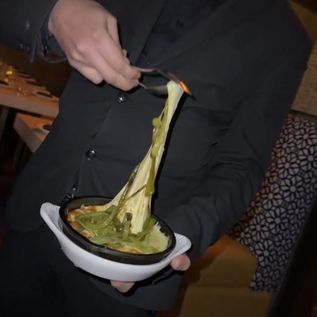 Queso Fundido Con Rajas
