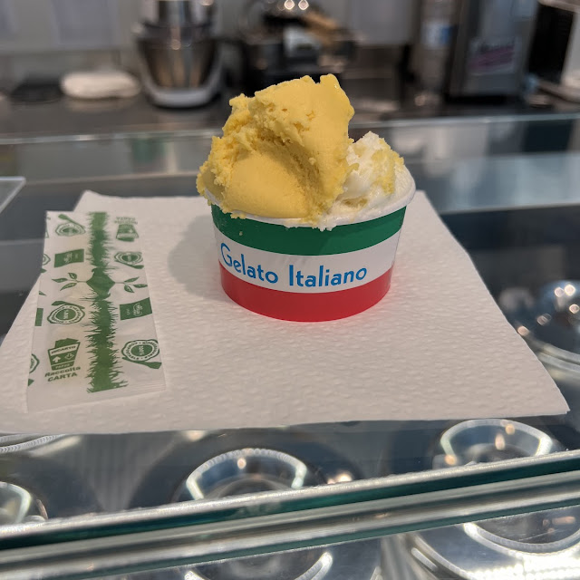 ヨーグルトとマンゴーのジェラート