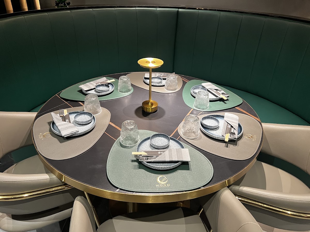 Mond Restaurant