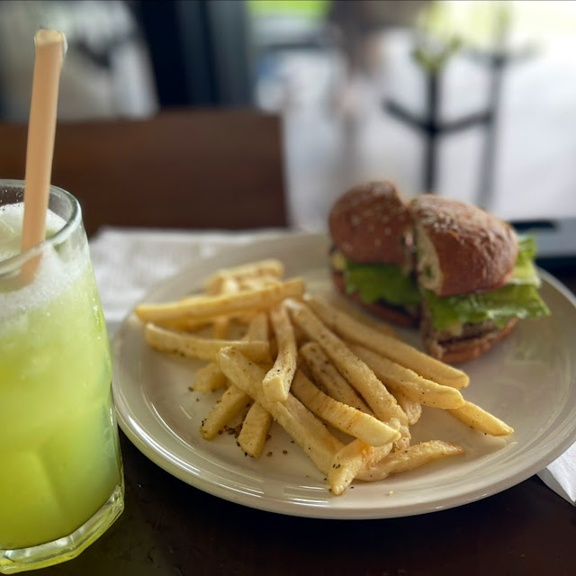 Hamburguesas Con Papas Fritas