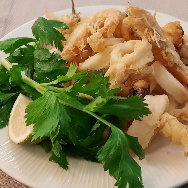 Frittura Di Calamari E Gamberi