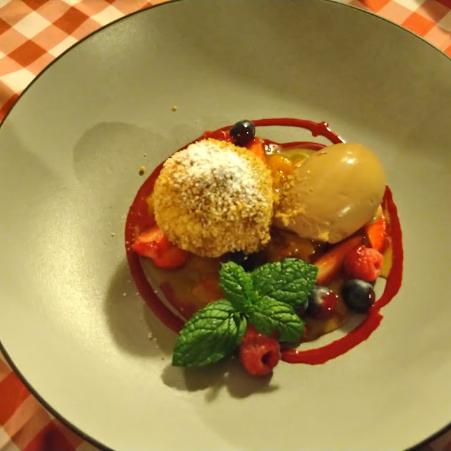Topfen Knödel