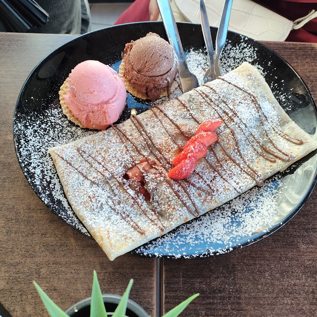 Crep Mit Eis