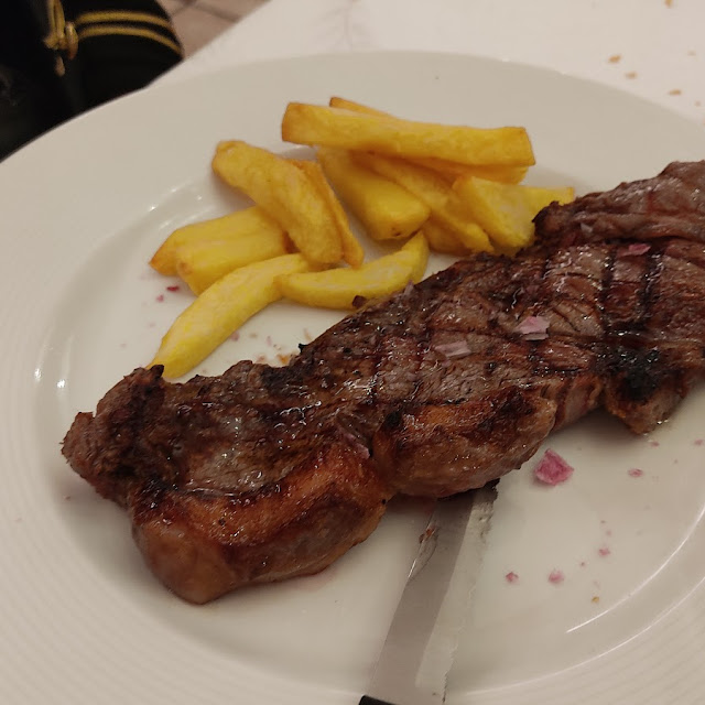 Entrecot Con Patatas