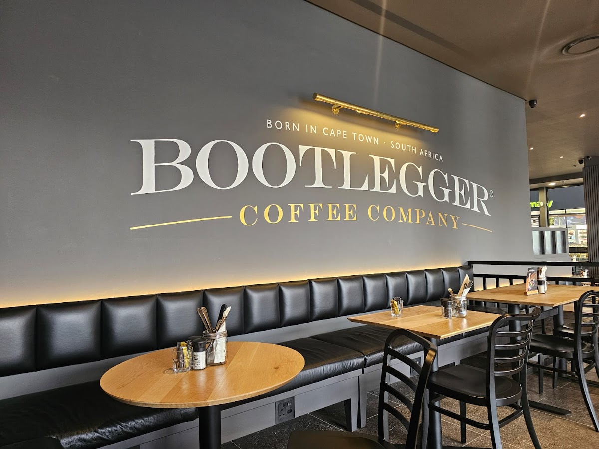 Bootlegger Moreleta Corner