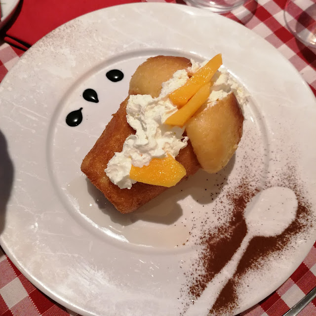 Dessert Panna Cotta Alla Pesca