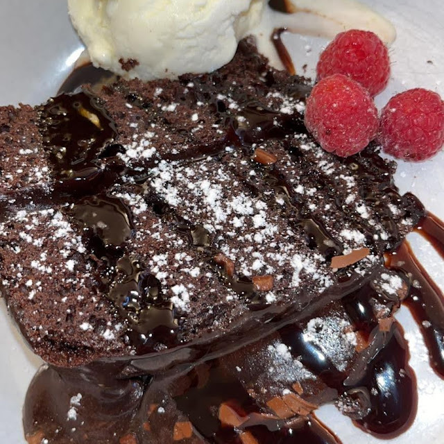 Chocolate Fudge Cake