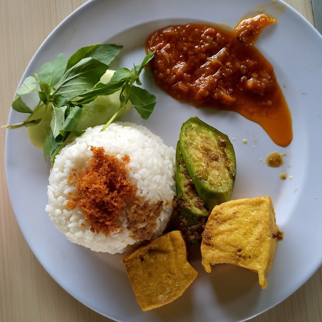Nasi Sambel Terong Tahu