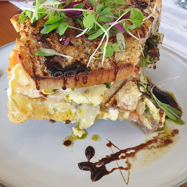 Norwegian Salmon Sandwich