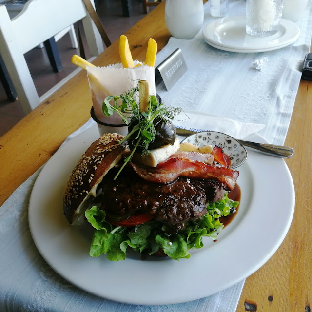 Blue Cheese and Fig Burger