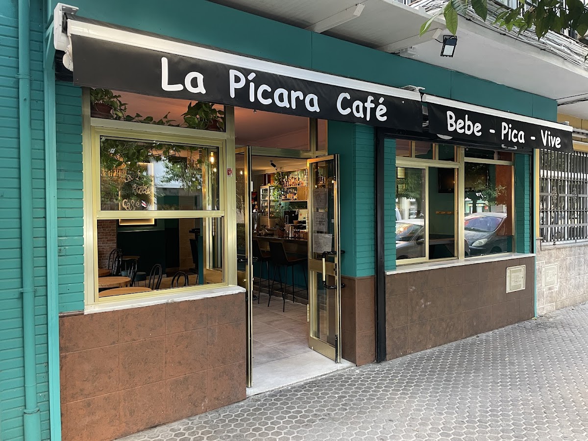 La Pícara Café