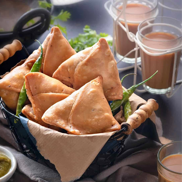 Chai & 2 Samosa