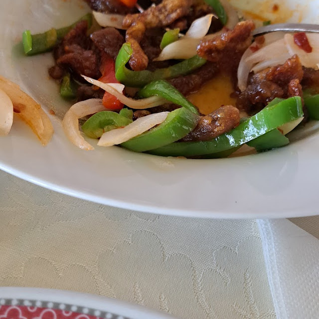 Pollo Crujiente Parece Hecho de Varios Días Lo Hemos Tenido Que Dejar Casi Todo Horrible